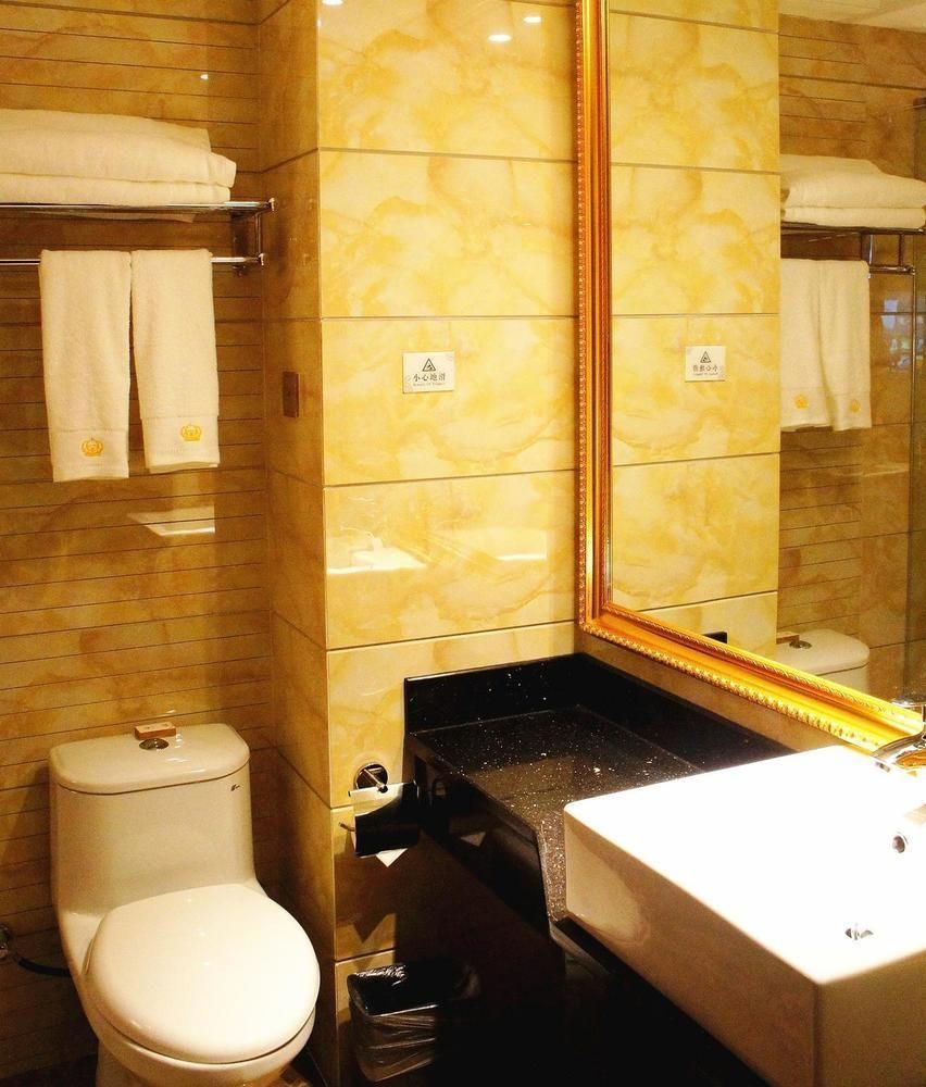 Guilin Golden Crown International Hotel Экстерьер фото