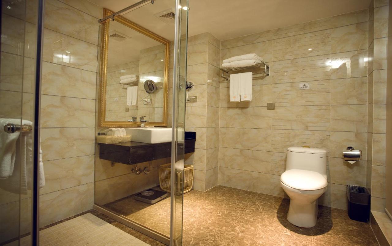 Guilin Golden Crown International Hotel Экстерьер фото